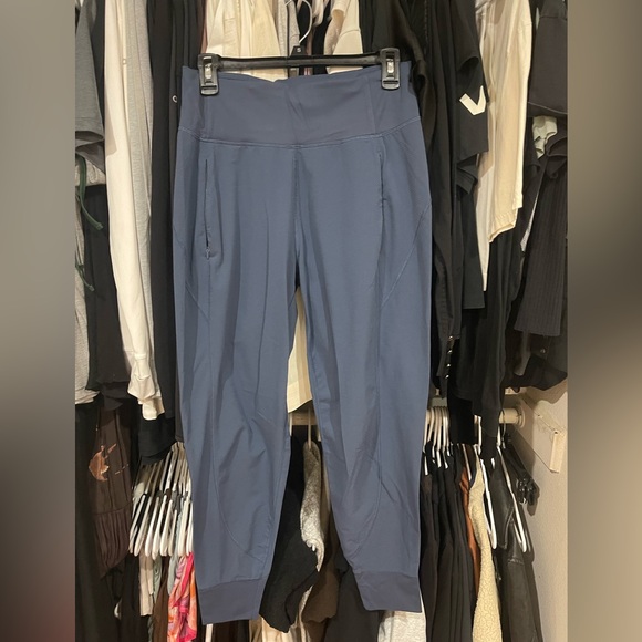 Athleta distance jogger - Picture 3 of 5